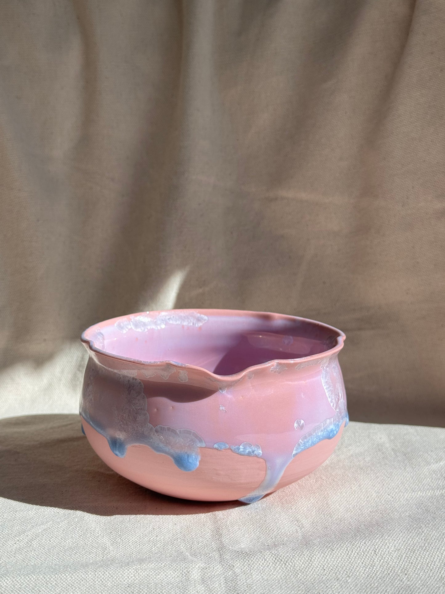 MATCHA BOWL FLORAL PINK DRIPPING GLAZE KATAKUCHI 🌸