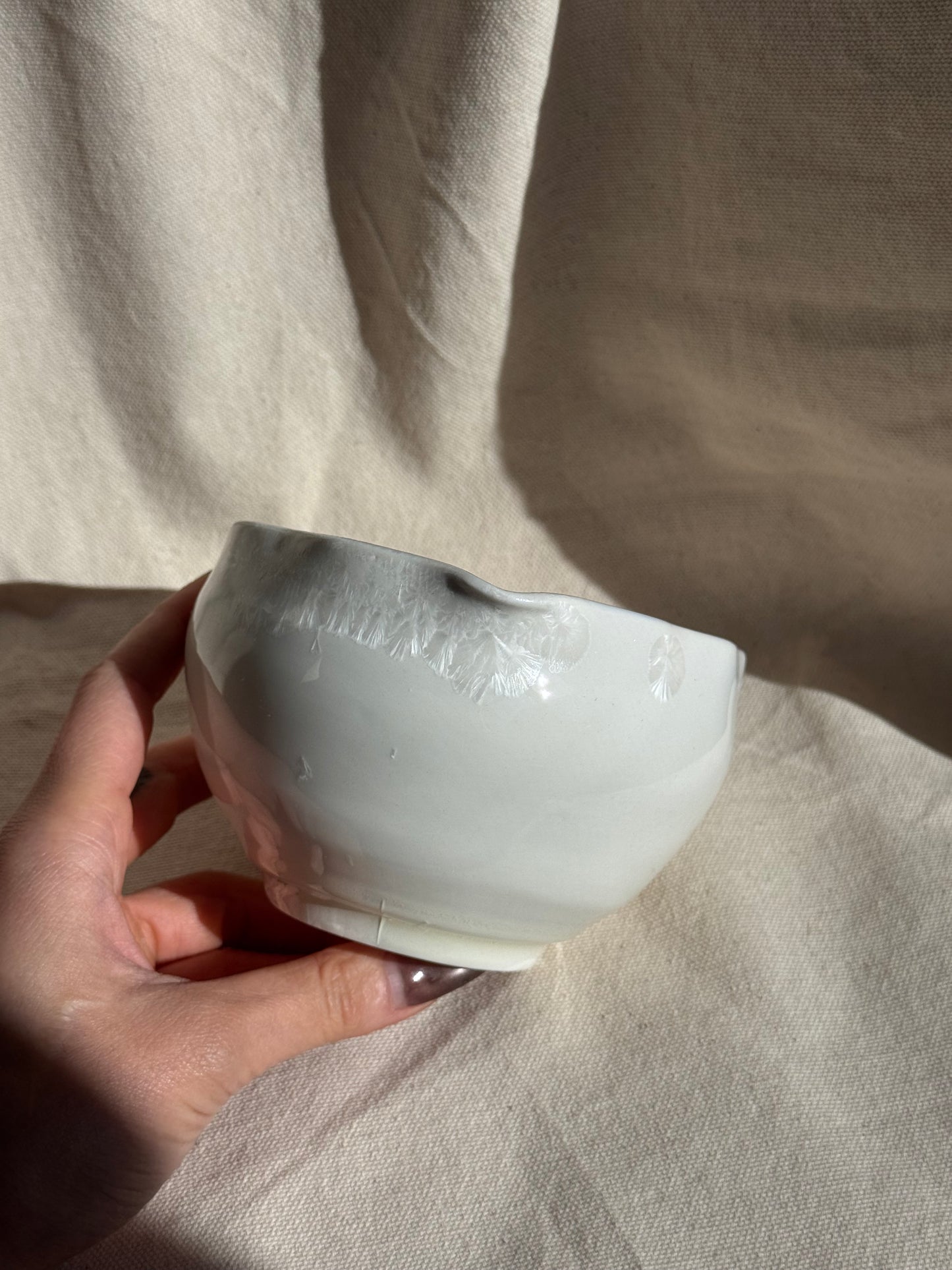 MATCHA BOWL WHITE RUFFLE FLORAL KATAKUCHI πΈ