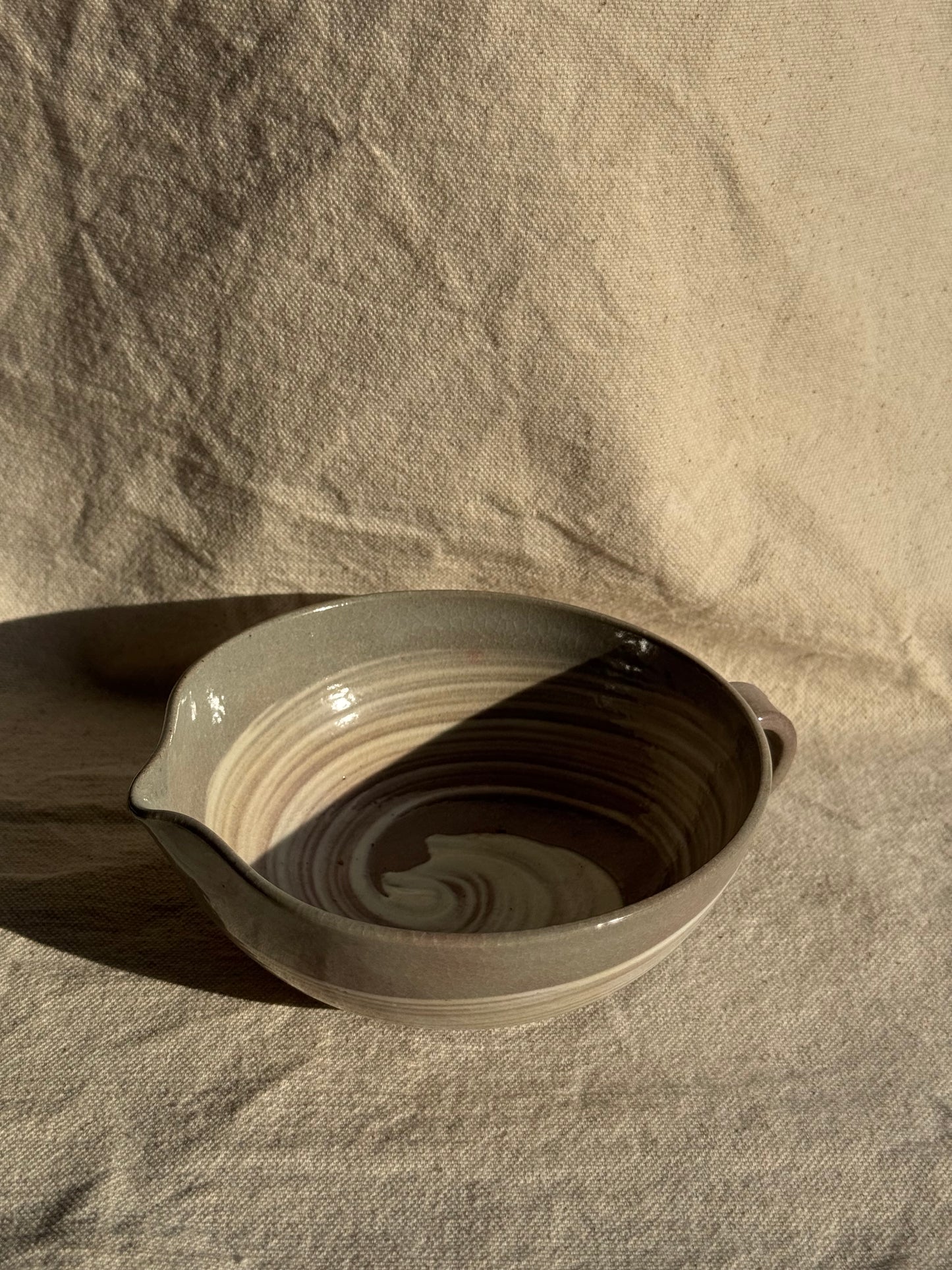 GREY WHITE GLAZE KATAKUCHI WITH HANDLE 🌸