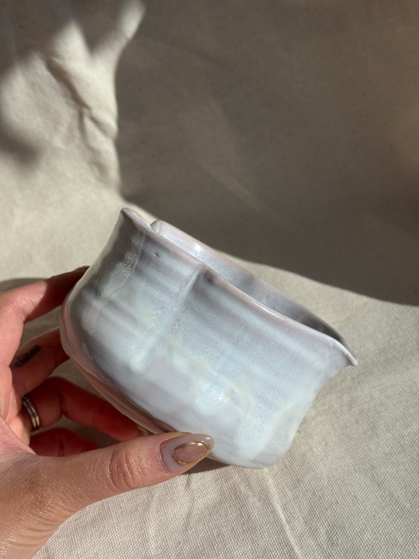 MATCHA BOWL IRREGULAR PALE LILAC GLAZE KATAKUCHI πΈ