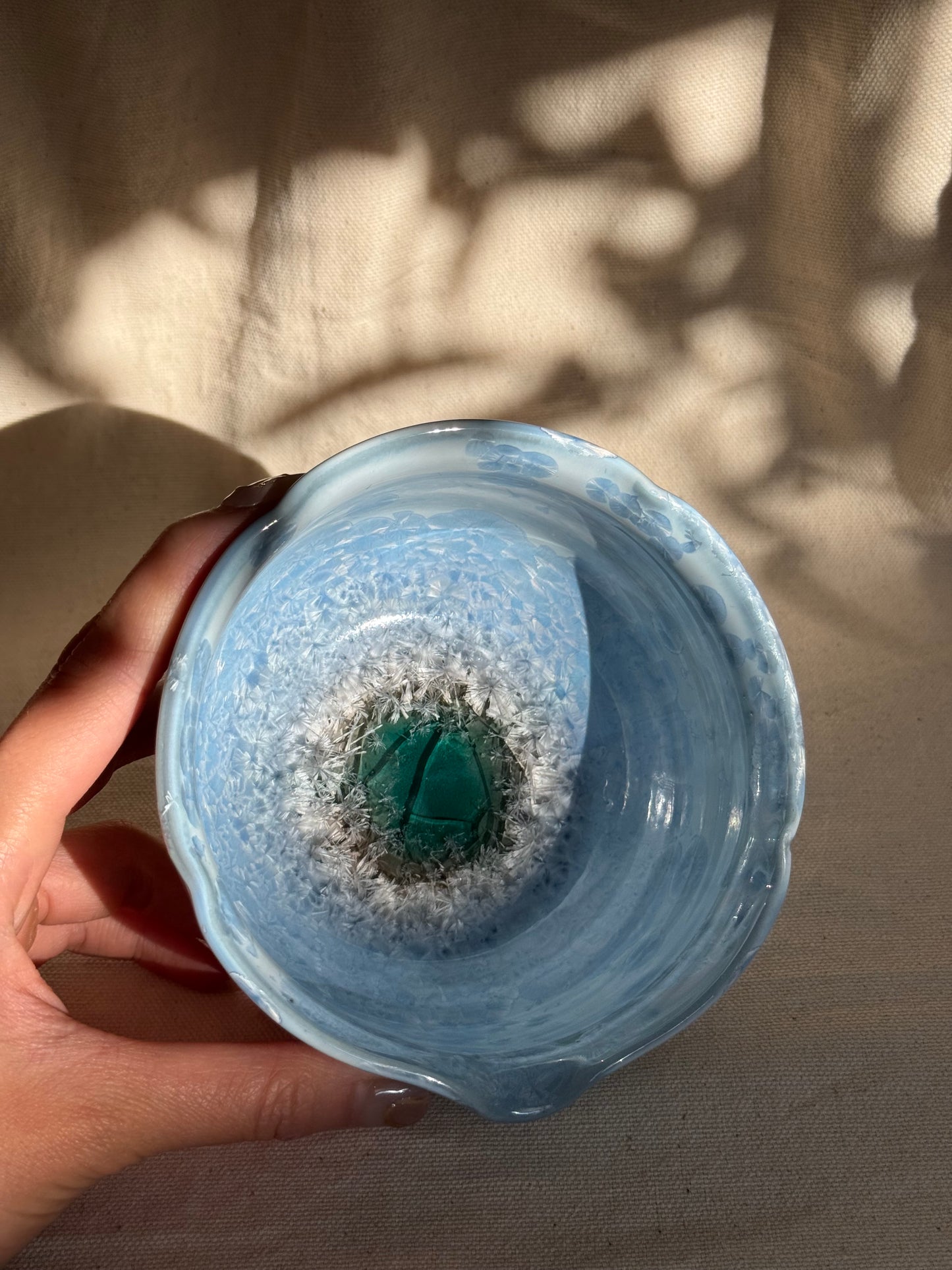 MATCHA BOWL FLORAL BLUE GLAZE KATAKUCHI 🌸