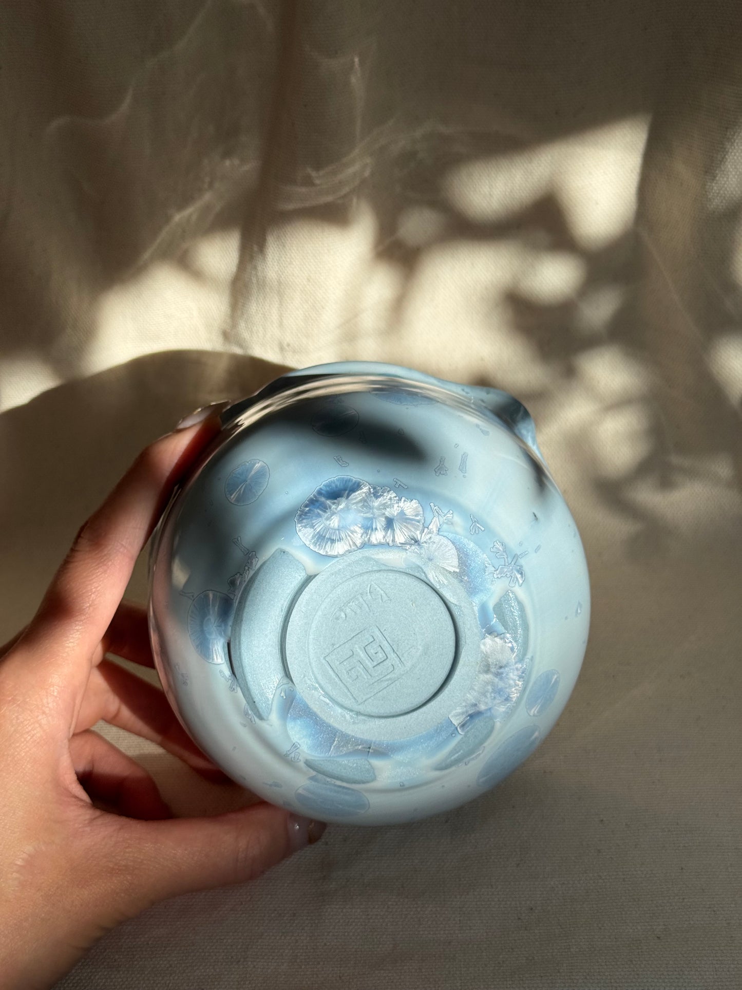 MATCHA BOWL FLORAL BLUE GLAZE KATAKUCHI 🌸