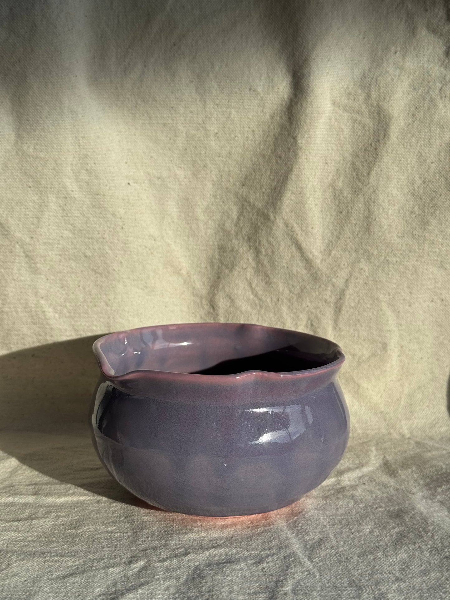 MATCHA BOWL FLORAL PURPLE GLAZE KATAKUCHI πΈ