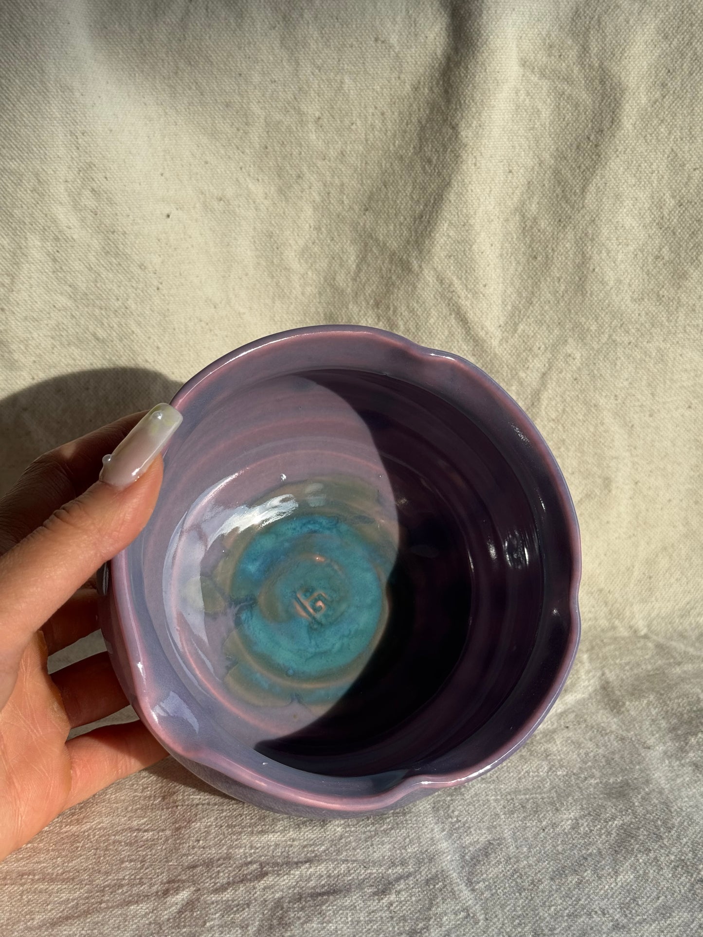 MATCHA BOWL FLORAL PURPLE GLAZE KATAKUCHI πΈ