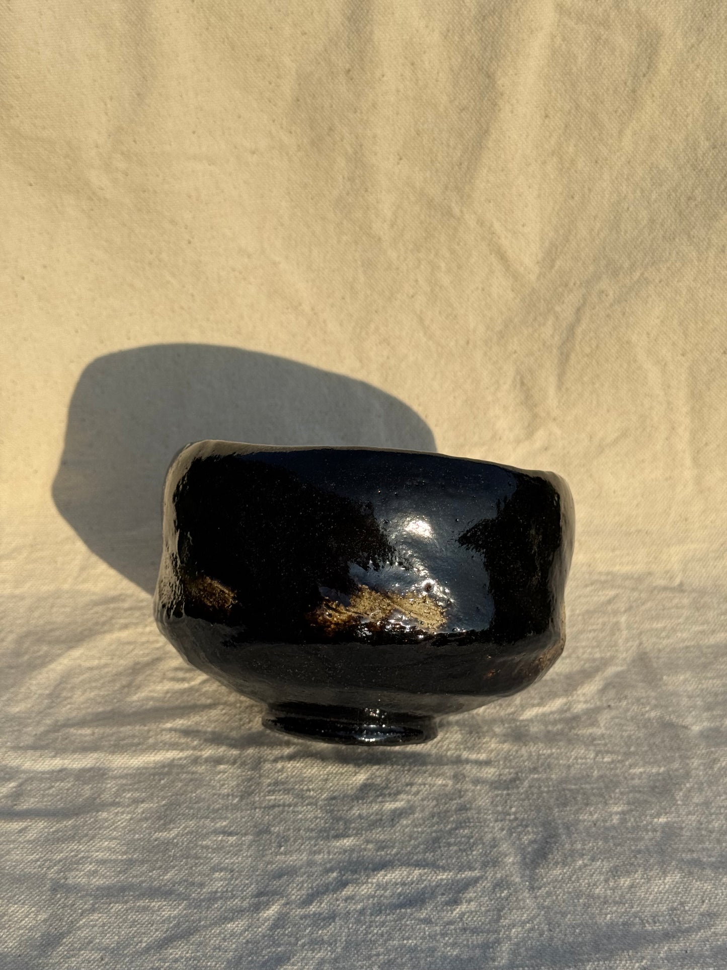 MATCHA BOWL KURO RAKU GOLD SPOTS πΈ