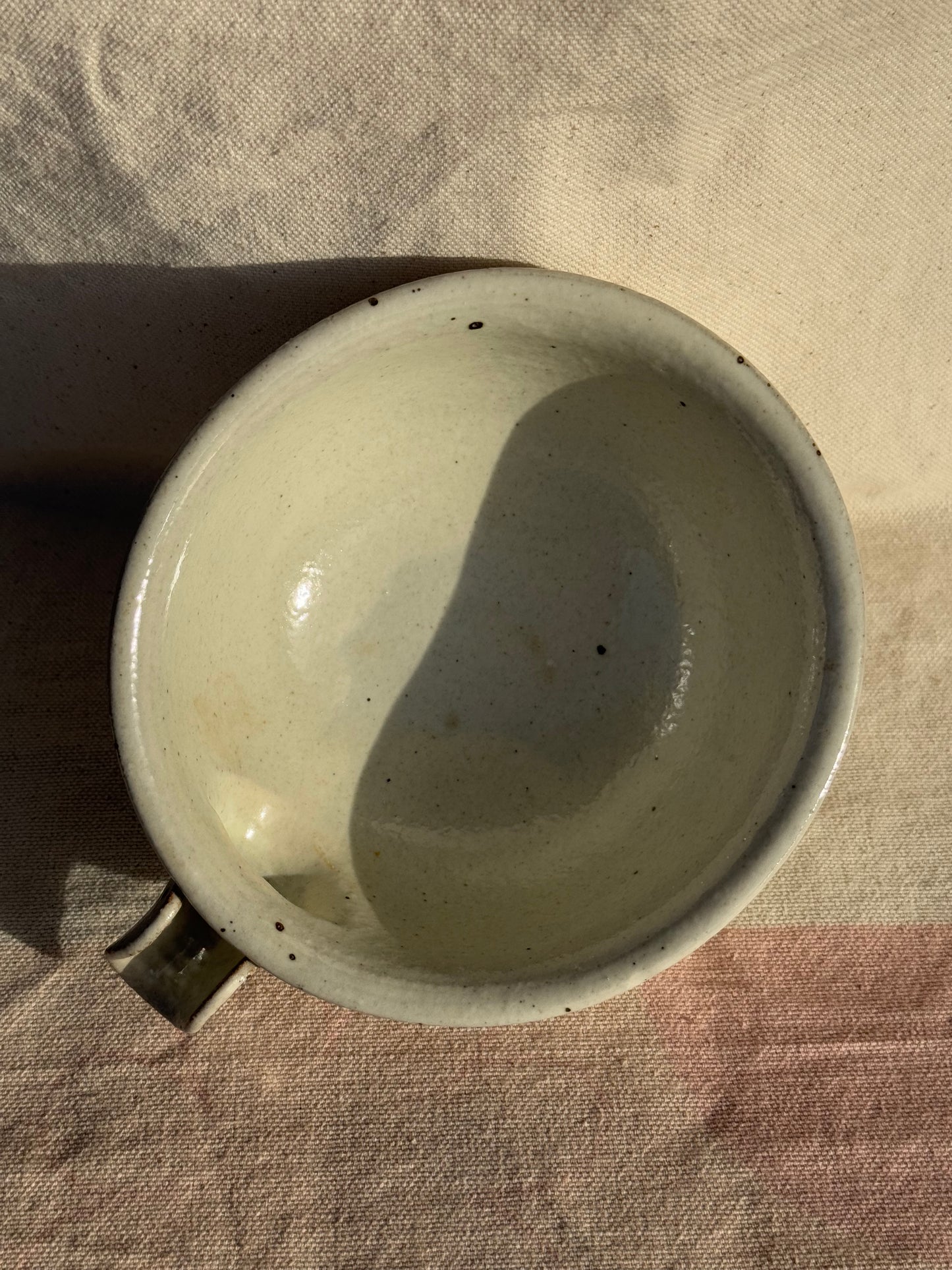 TEA BOWL WHITE PEPPER GLAZE KATAKUCHI 🌸