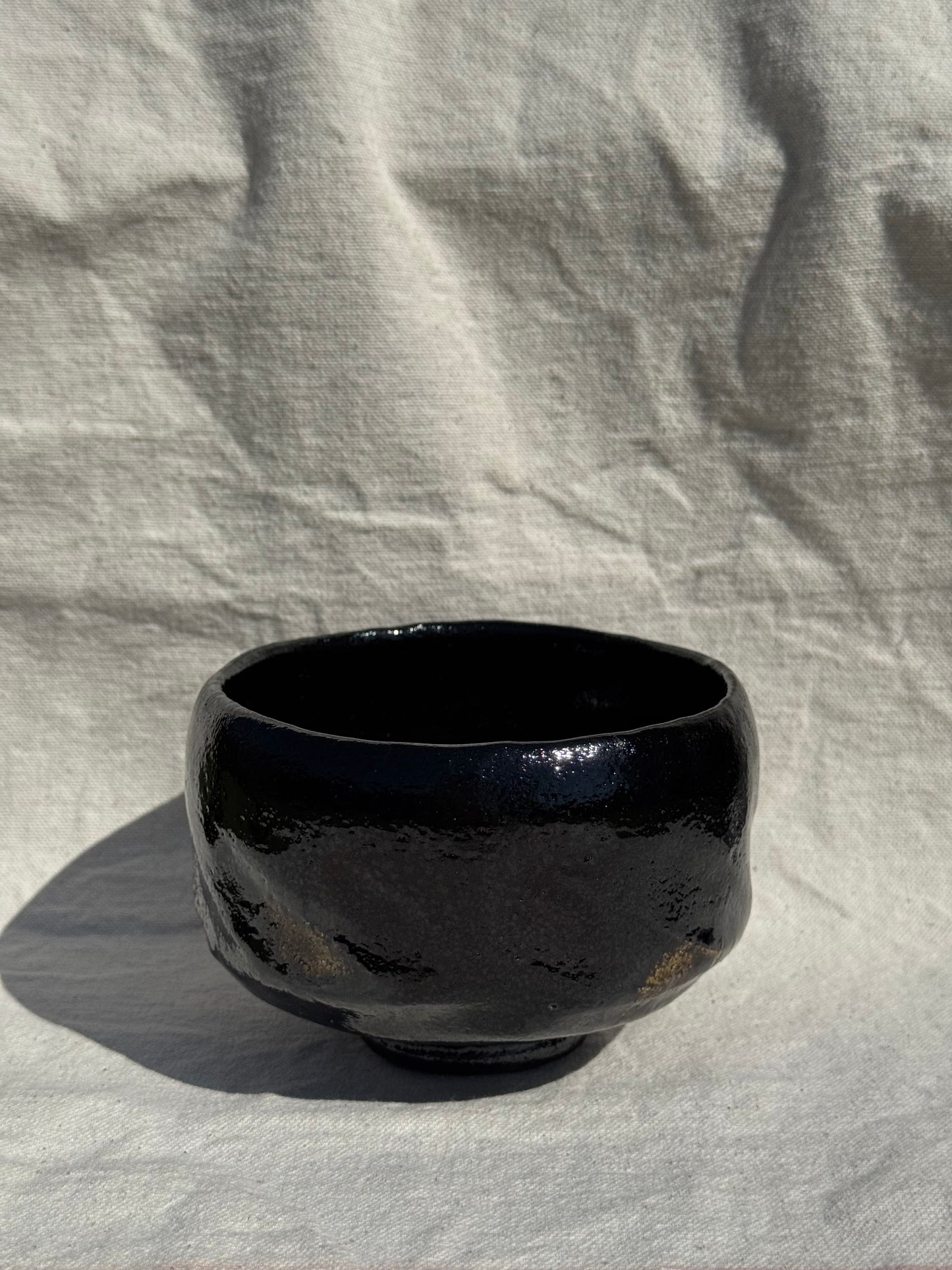 MATCHA BOWL KURO RAKU GOLD SPOTS by SHORAKU SASAKI 🌸