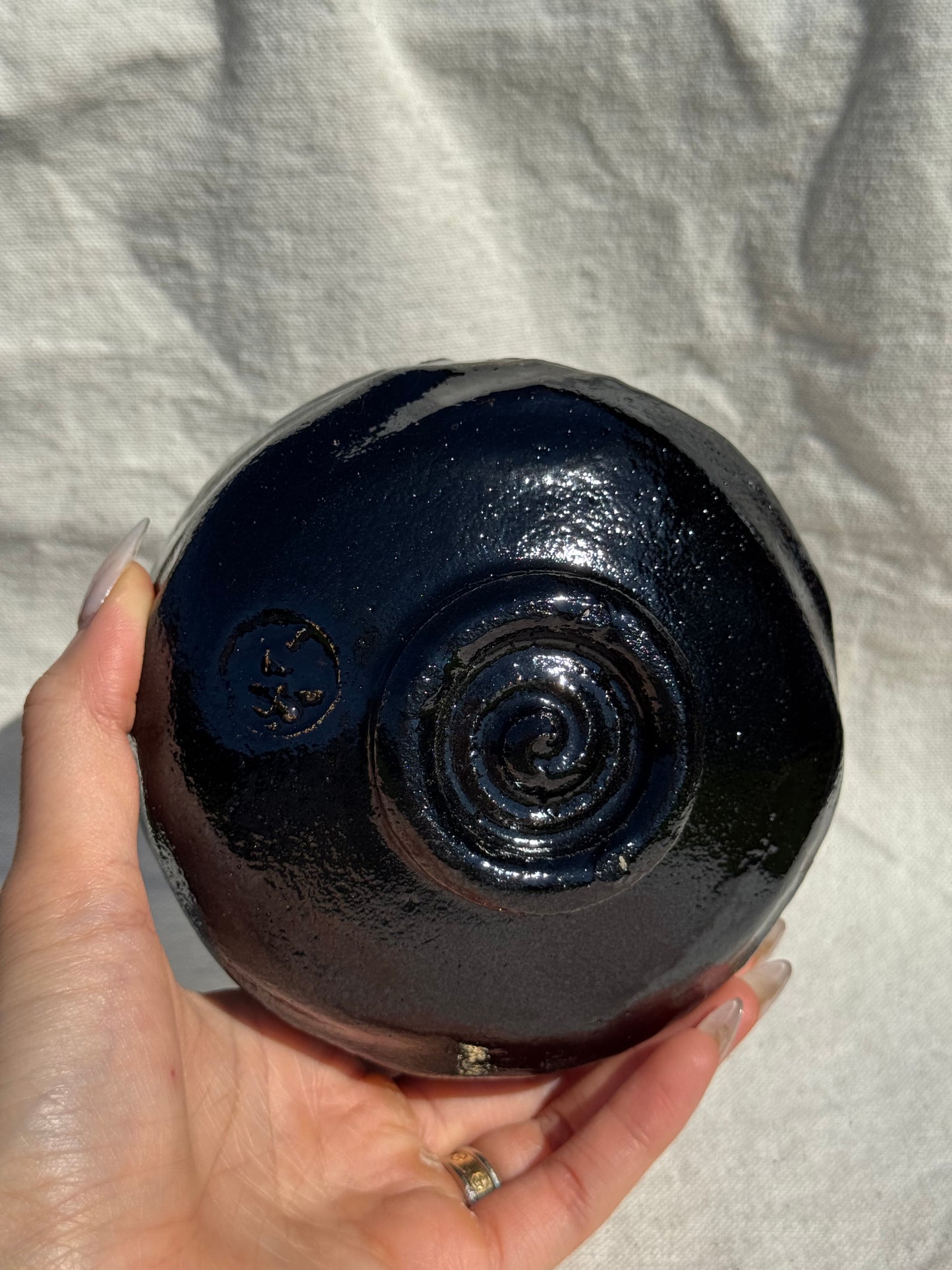 MATCHA BOWL KURO RAKU GOLD SPOTS by SHORAKU SASAKI 🌸