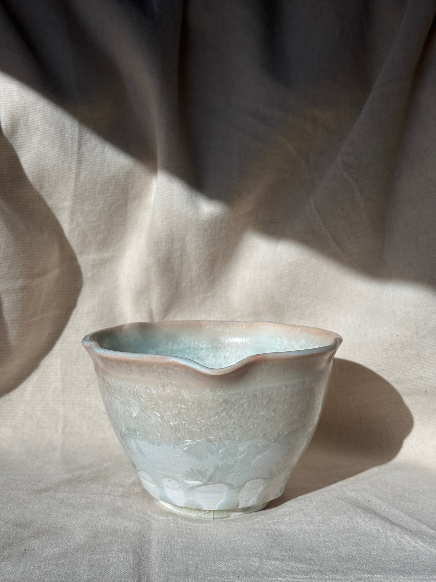 MATCHA BOWL WHITE BEIGE OMBRE FLORAL KATAKUCHI 🌸