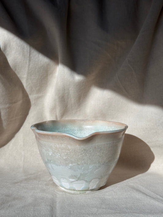 MATCHA BOWL WHITE BEIGE OMBRE FLORAL KATAKUCHI 🌸