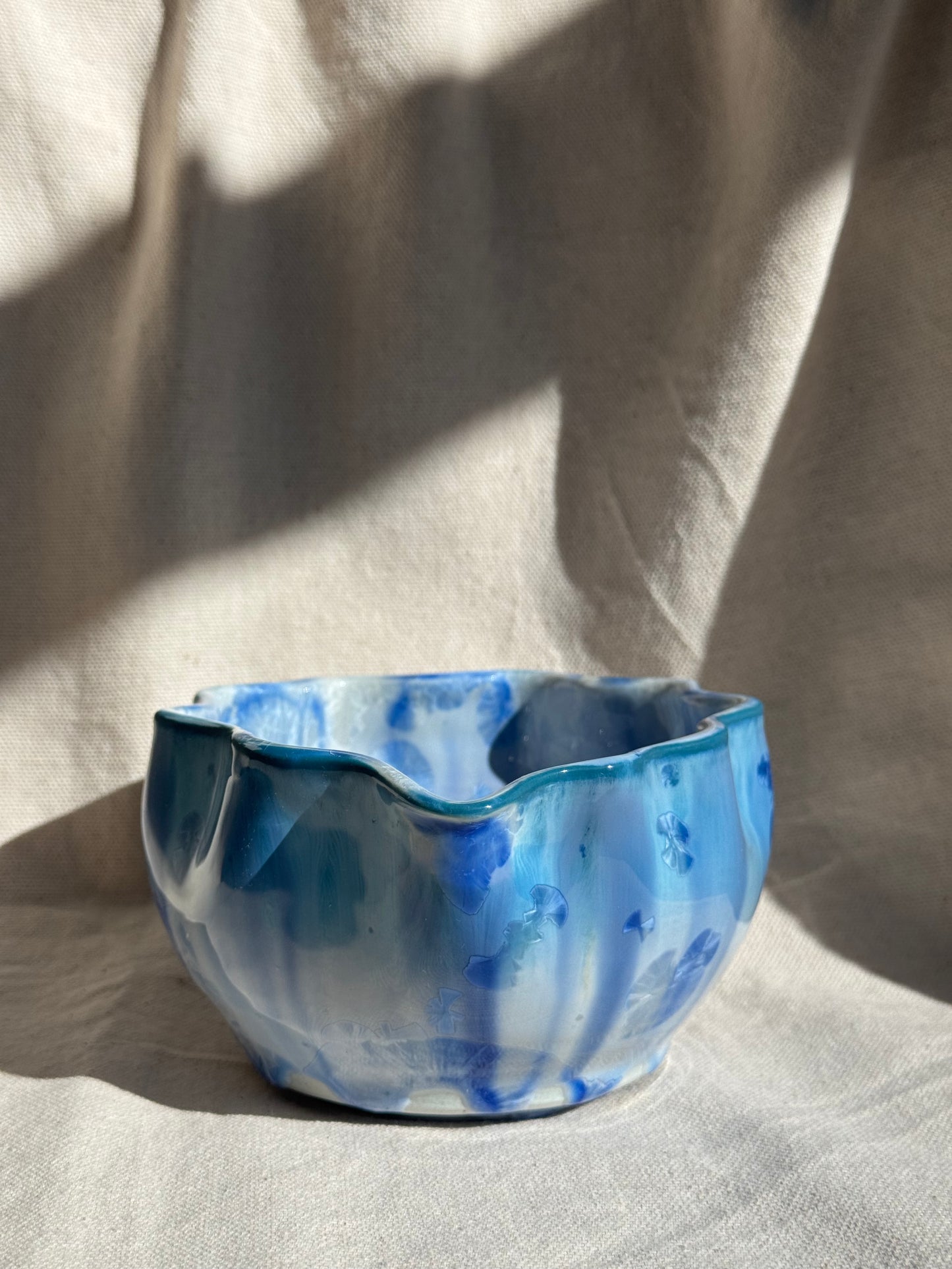 MATCHA BOWL SEASHELL DRIPPING GLAZE KATAKUCHI 🌸
