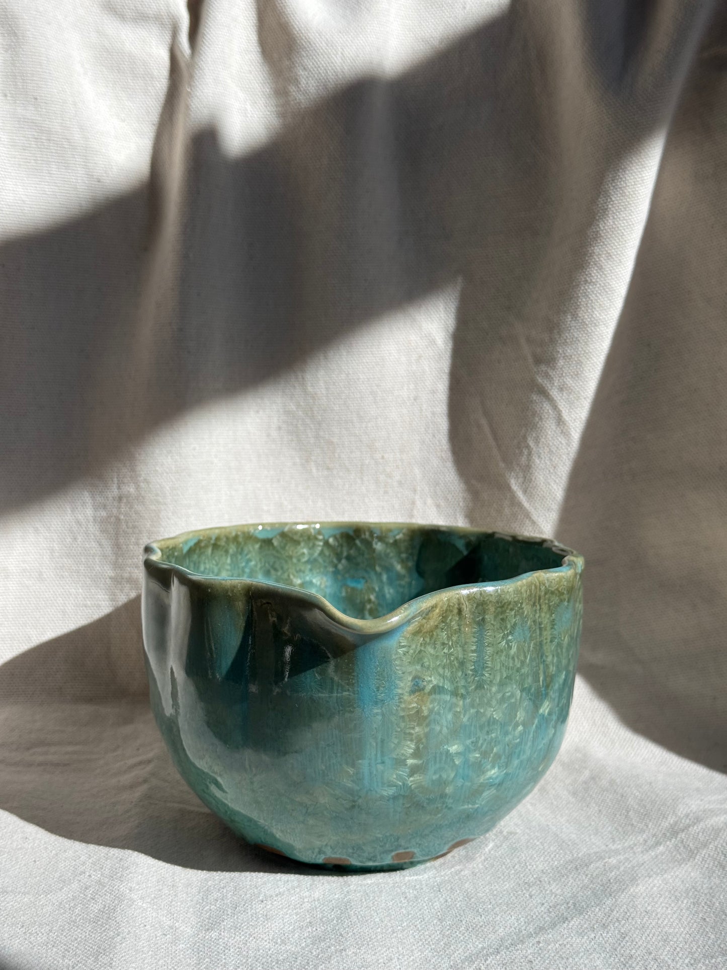 MATCHA BOWL FOREST GREEN GOLDEN GLAZE KATAKUCHI 🌸