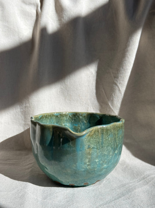 MATCHA BOWL FOREST GREEN GOLDEN GLAZE KATAKUCHI 🌸