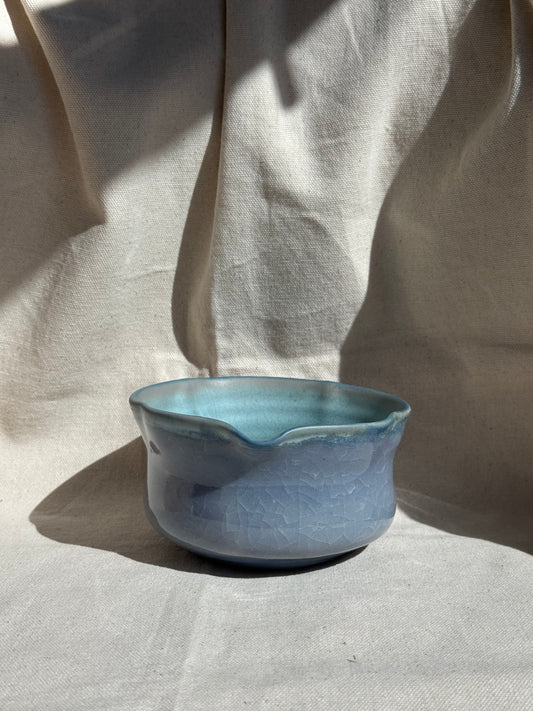 MATCHA BOWL 2 TONE BLUE PURPLE GLAZE FLORAL KATAKUCHI 🌸