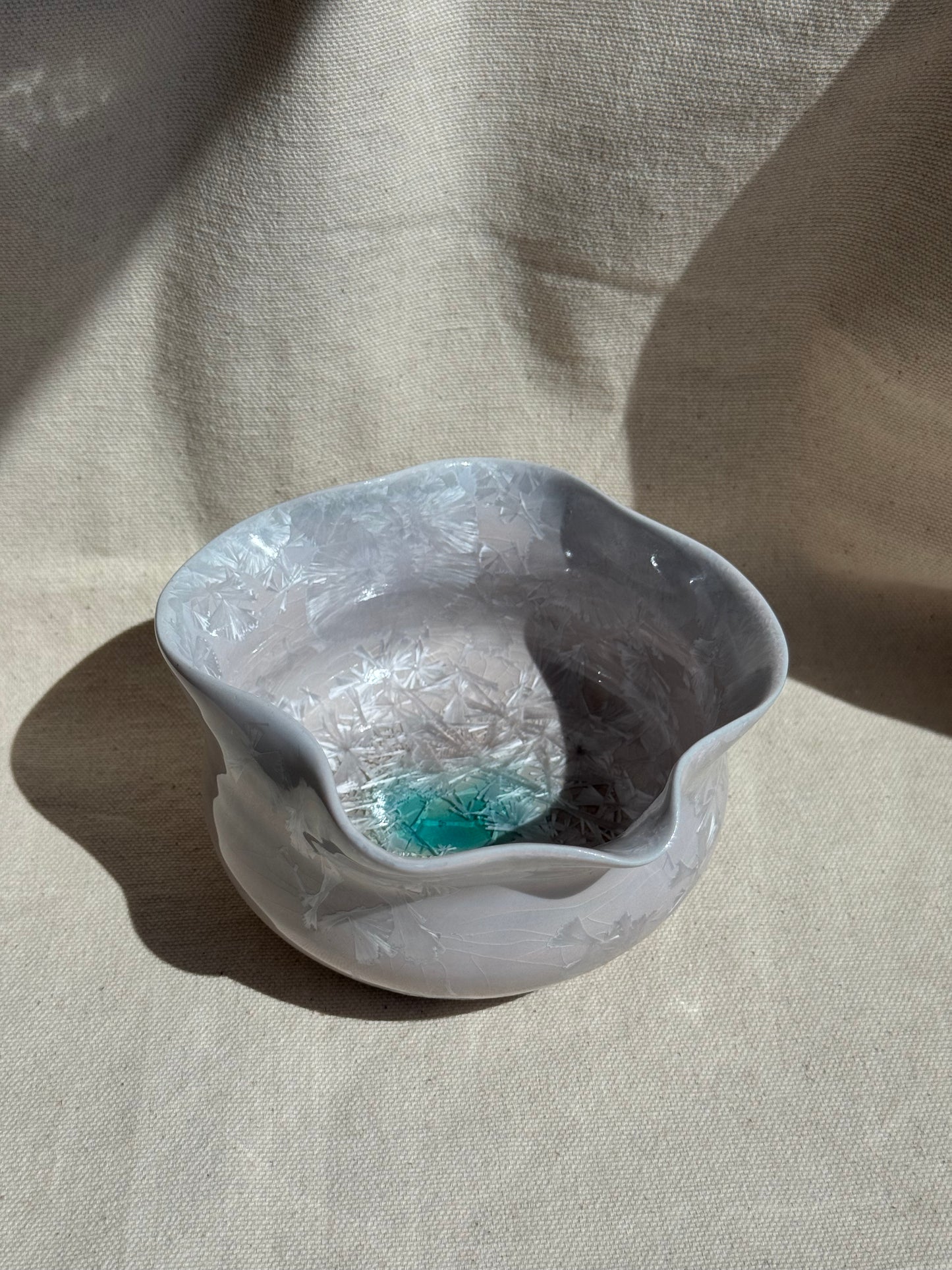 MATCHA BOWL GREY WAVY FLORAL KATAKUCHI 🌸