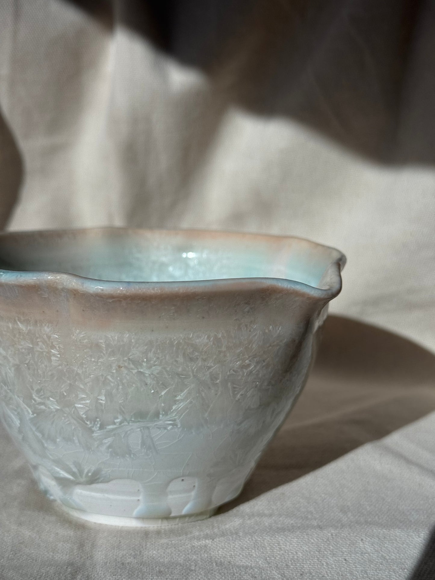 MATCHA BOWL WHITE BEIGE OMBRE FLORAL KATAKUCHI 🌸