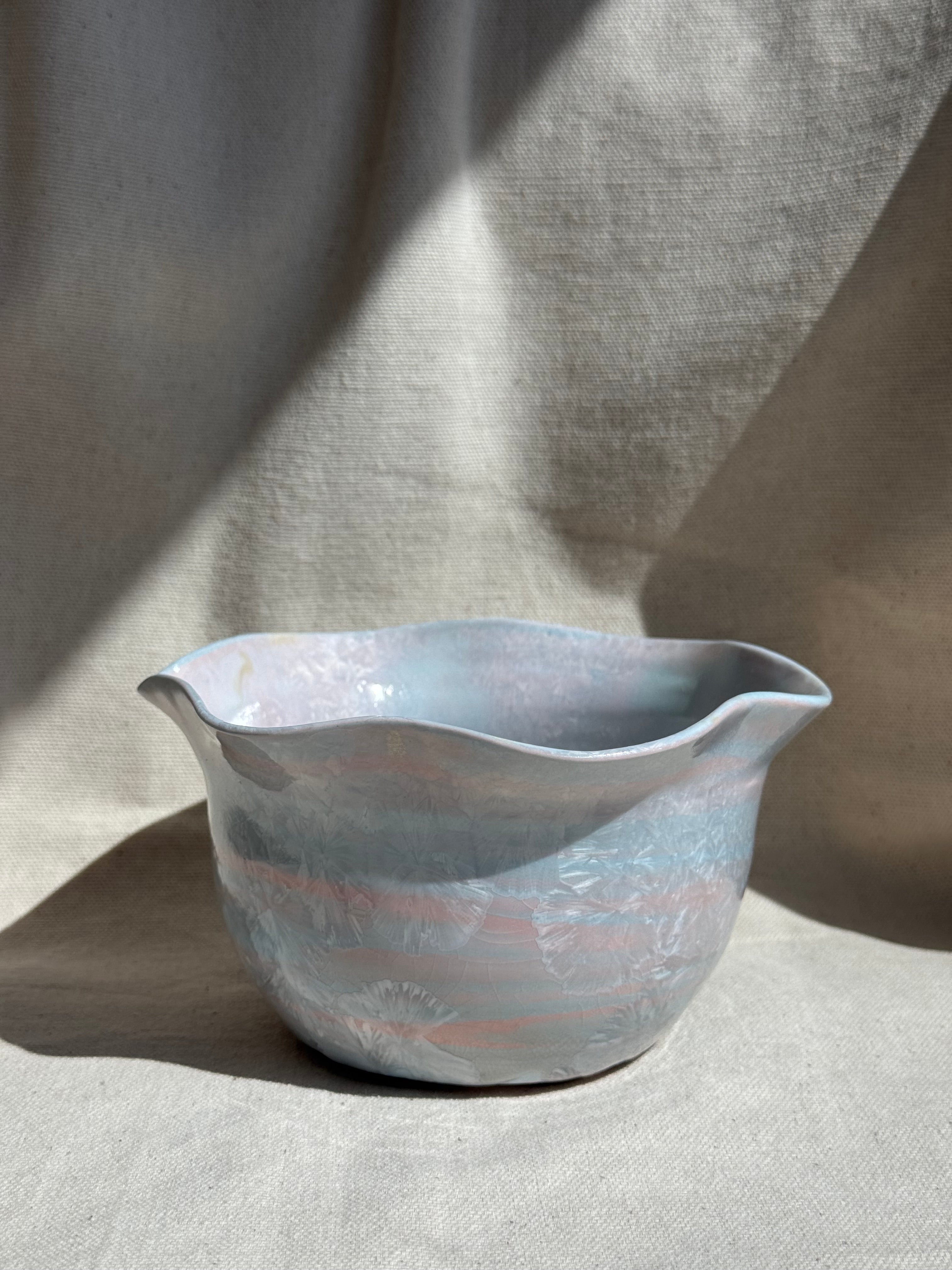 Matcha Bowl Rainbow Wavy Floral Katakuchi