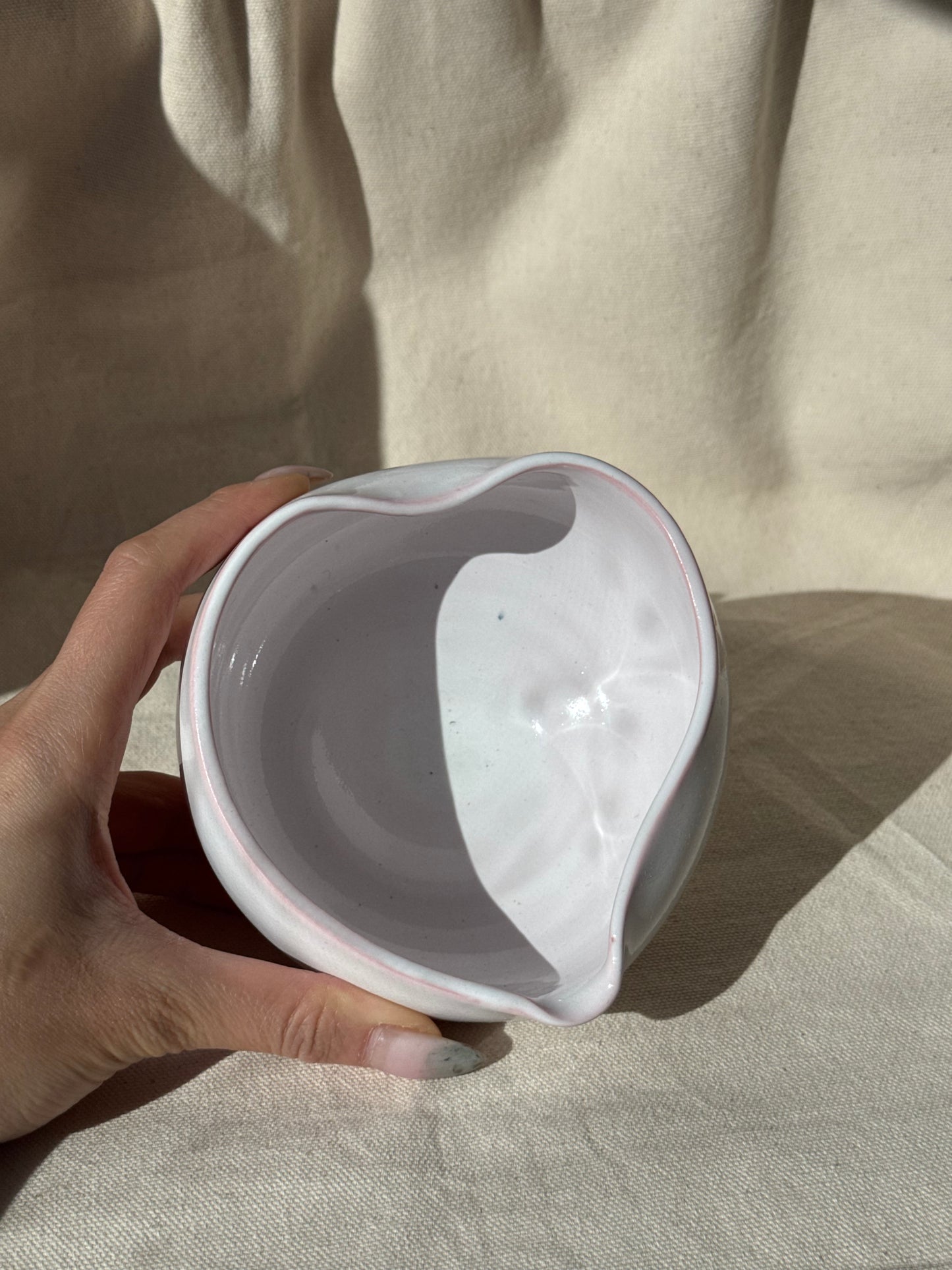 MATCHA BOWL WHITE SNOW IN LOVE KATAKUCHI