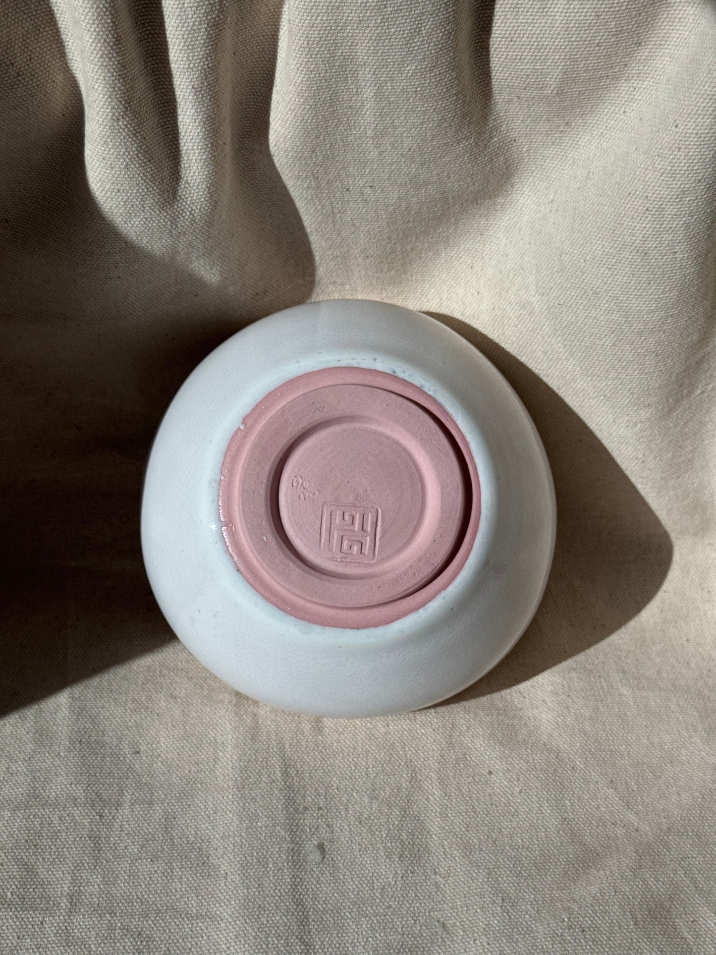 MATCHA BOWL WHITE SNOW IN LOVE KATAKUCHI