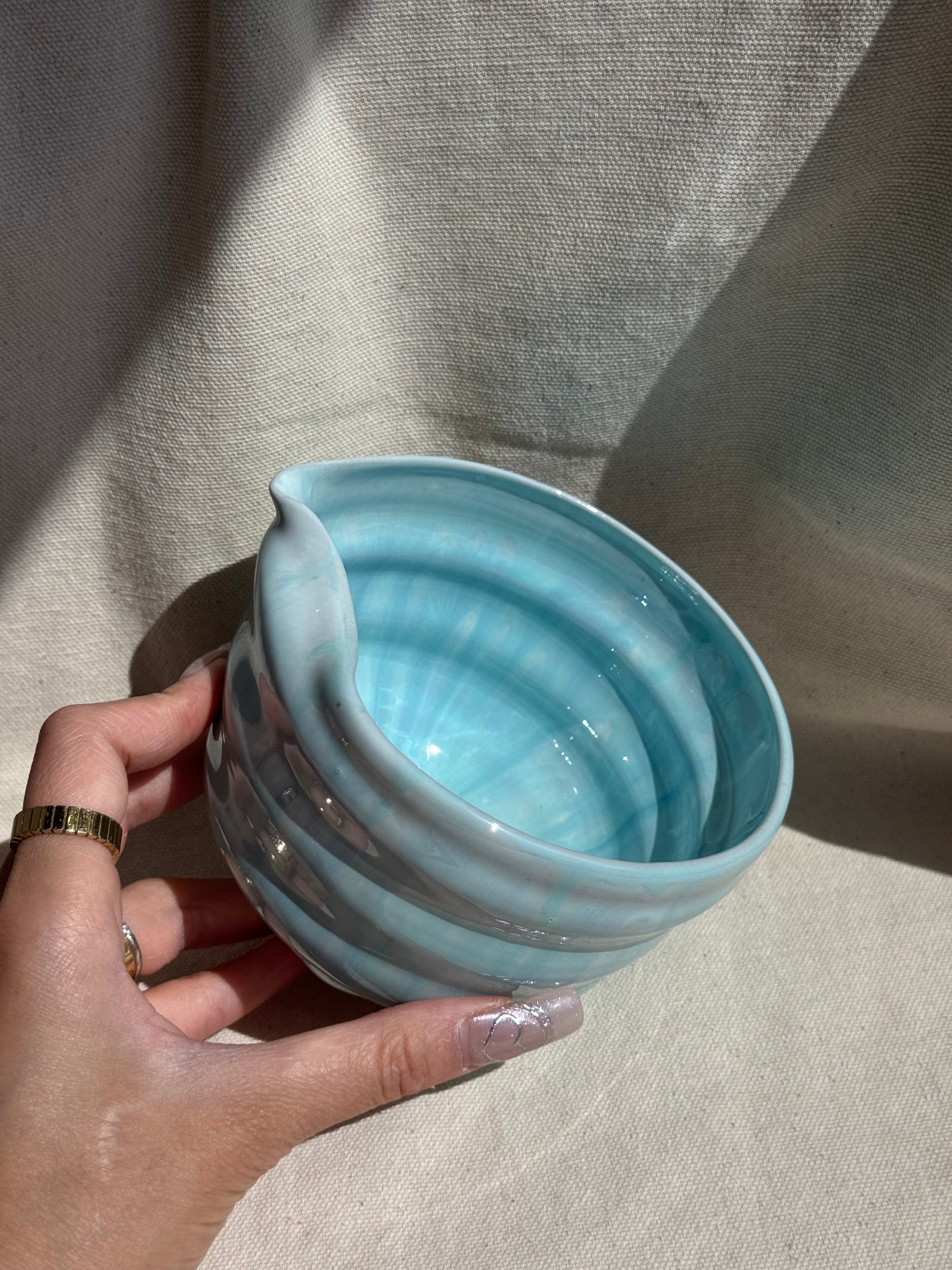 Matcha Bowl Celadon Dripping Glaze Katakuchi - Thumbnail 3