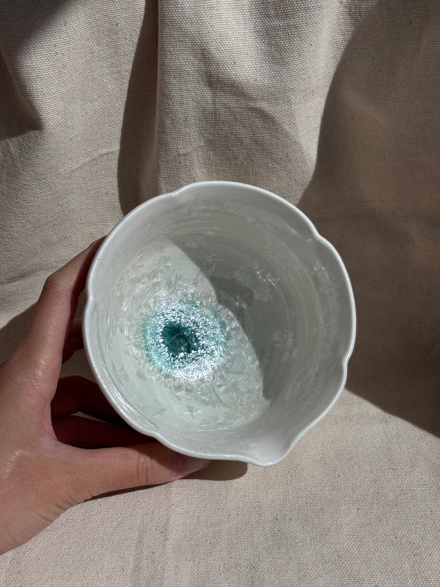 MATCHA BOWL WHITE GREEN OMBRE FLORAL KATAKUCHI 🌸