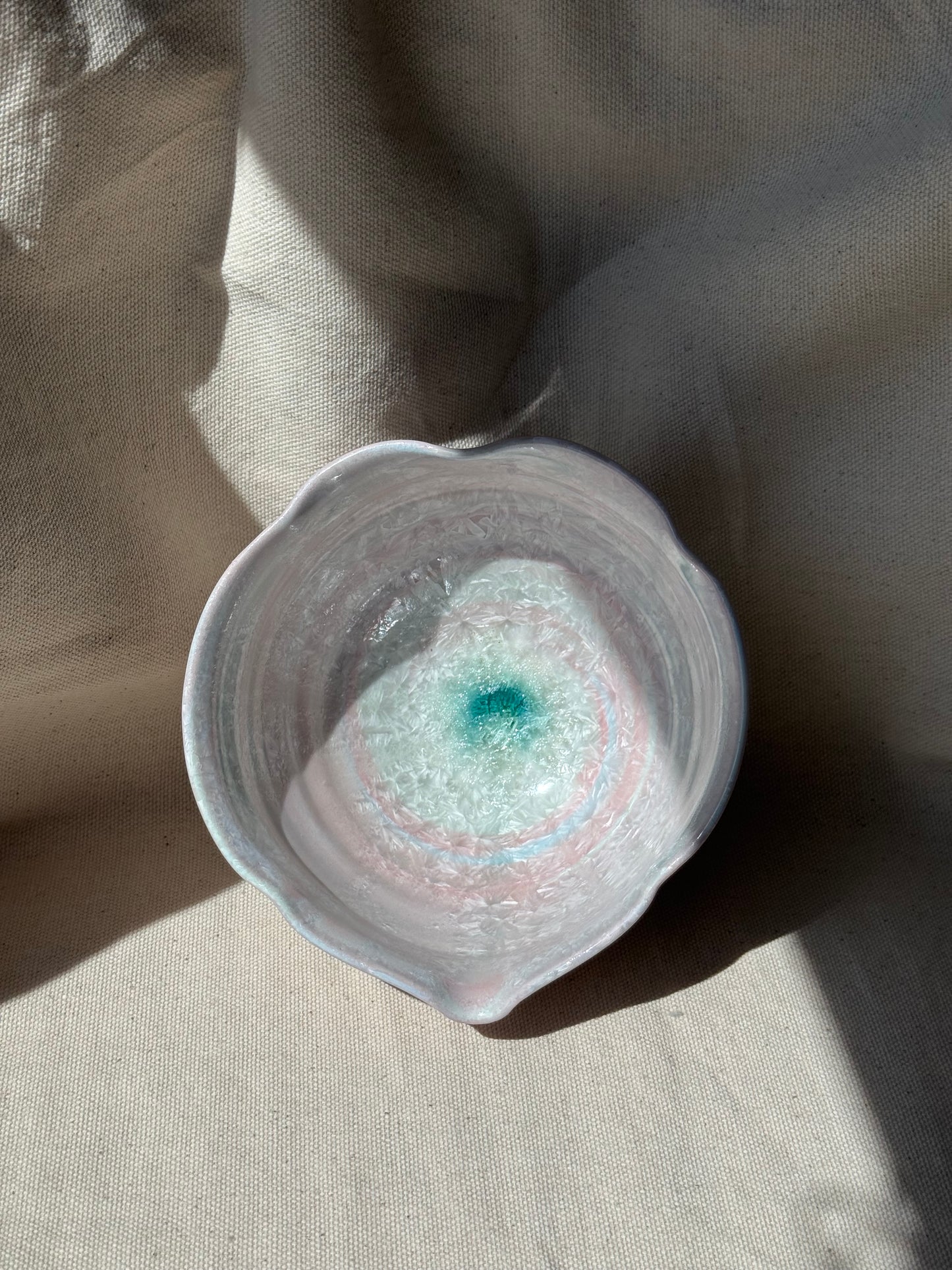 MATCHA BOWL RAINBOW GLAZE FLORAL KATAKUCHI 🌸
