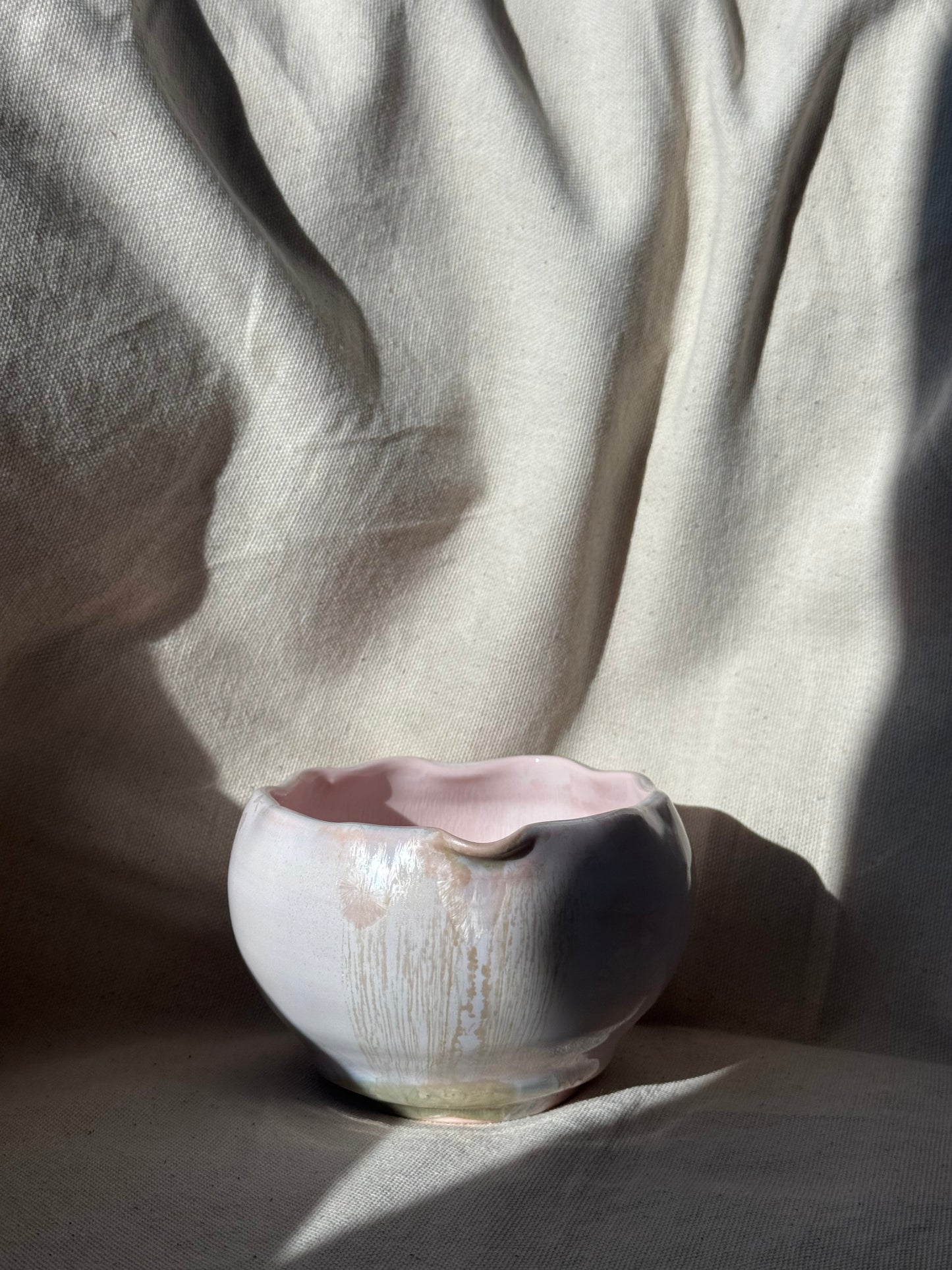 MATCHA BOWL PINK WHITE DRIP EGGSHELL KATAKUCHI 🌸