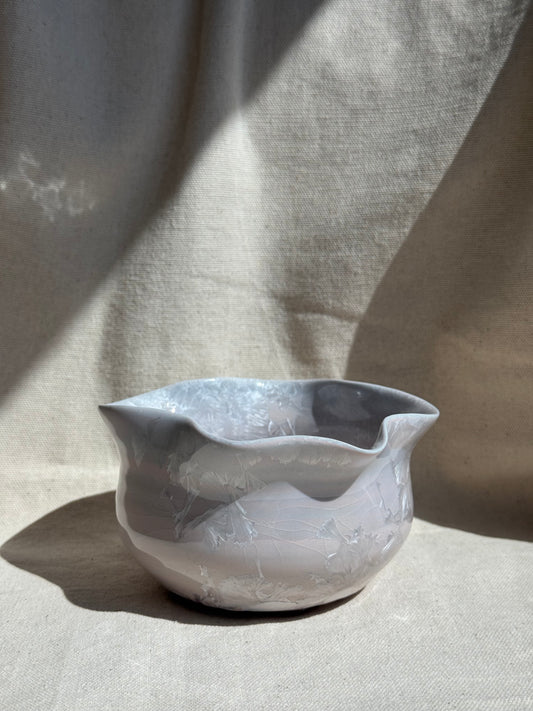 MATCHA BOWL GREY WAVY FLORAL KATAKUCHI 🌸