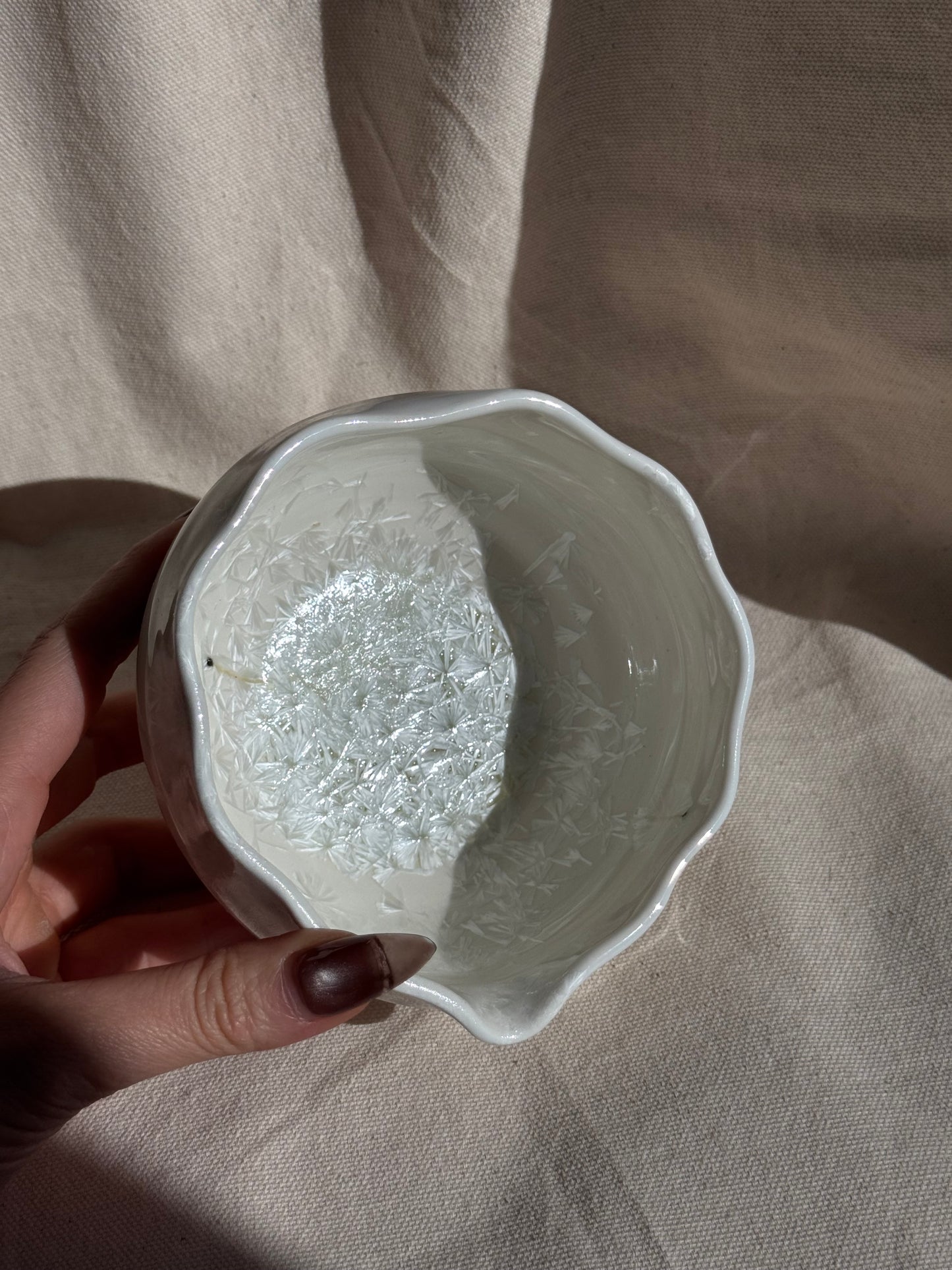 MATCHA BOWL WHITE RUFFLE FLORAL KATAKUCHI 🌸