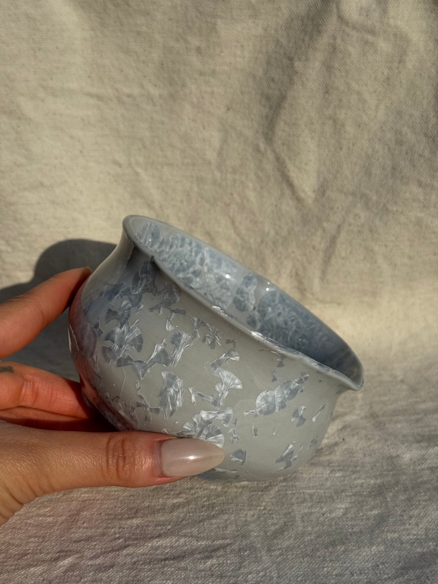 MATCHA BOWL FLORAL GREY GLAZE KATAKUCHI 🌸