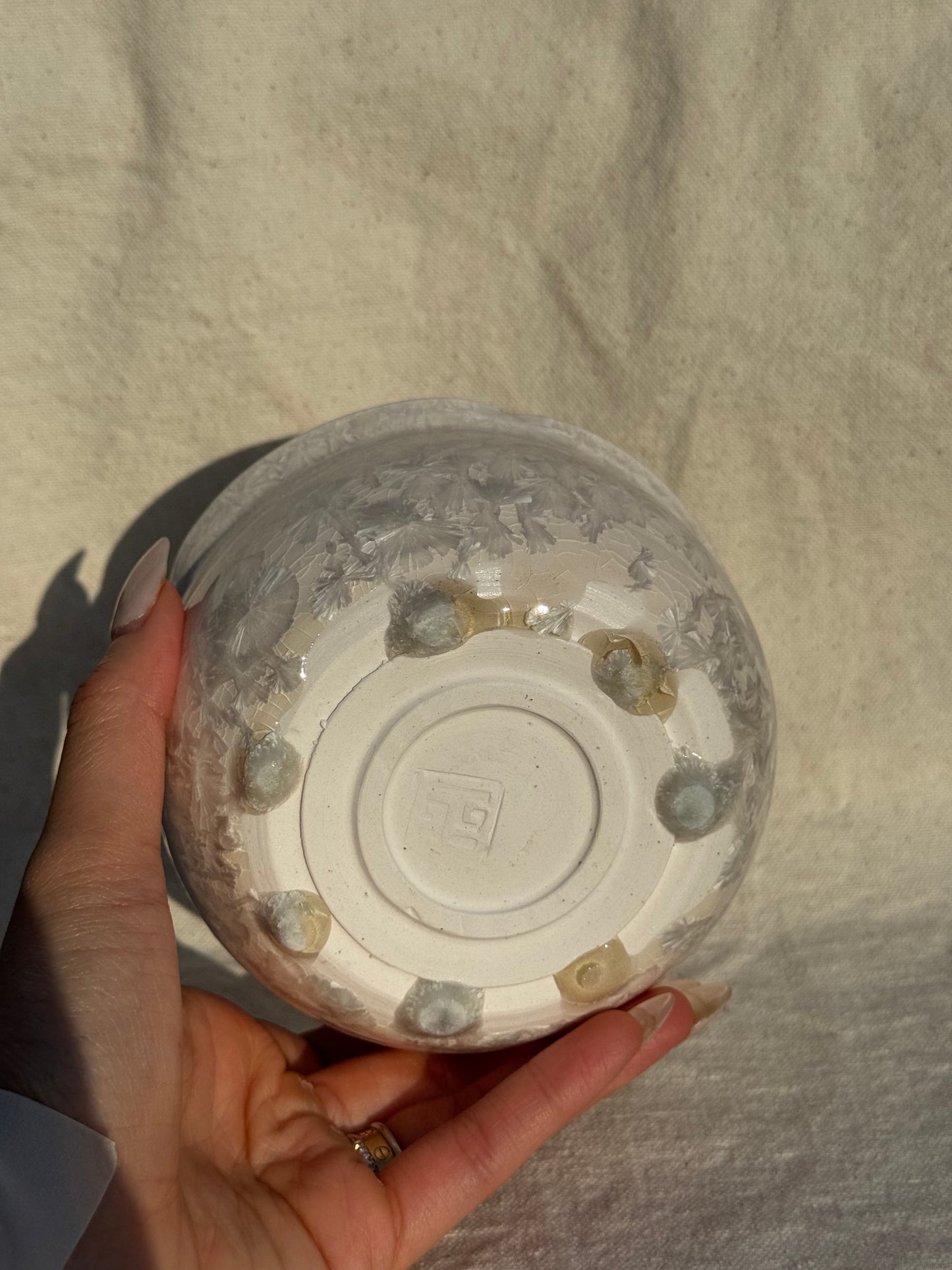 MATCHA BOWL FLORAL WHITE PEARL GLAZE 🌸