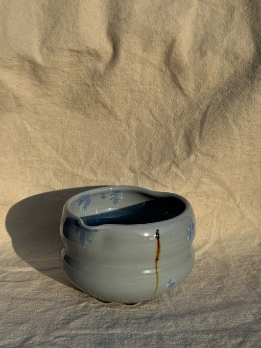 MATCHA BOWL HOURGLASS GREY GLAZE KATAKUCHI 🌸