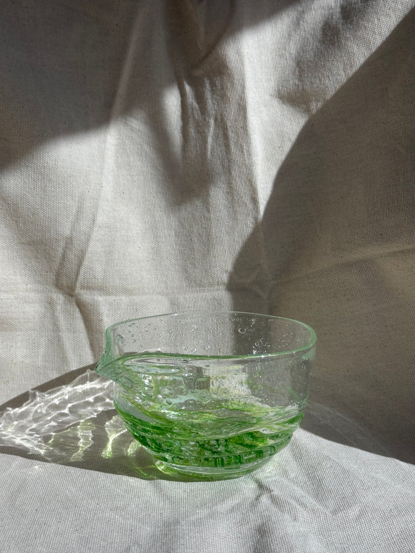 MATCHA BOWL GREEN GLASS KATAKUCHI 🌸