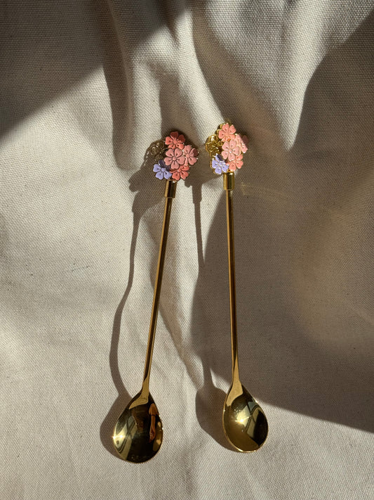 SAKURA STAINLESS STEEL GOLD SPOON 🌸