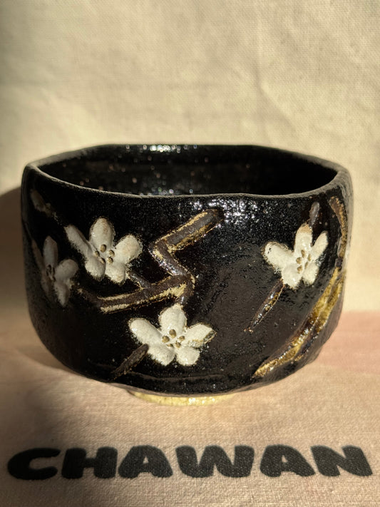 KURO RAKU WHITE FLOWERS 🌸