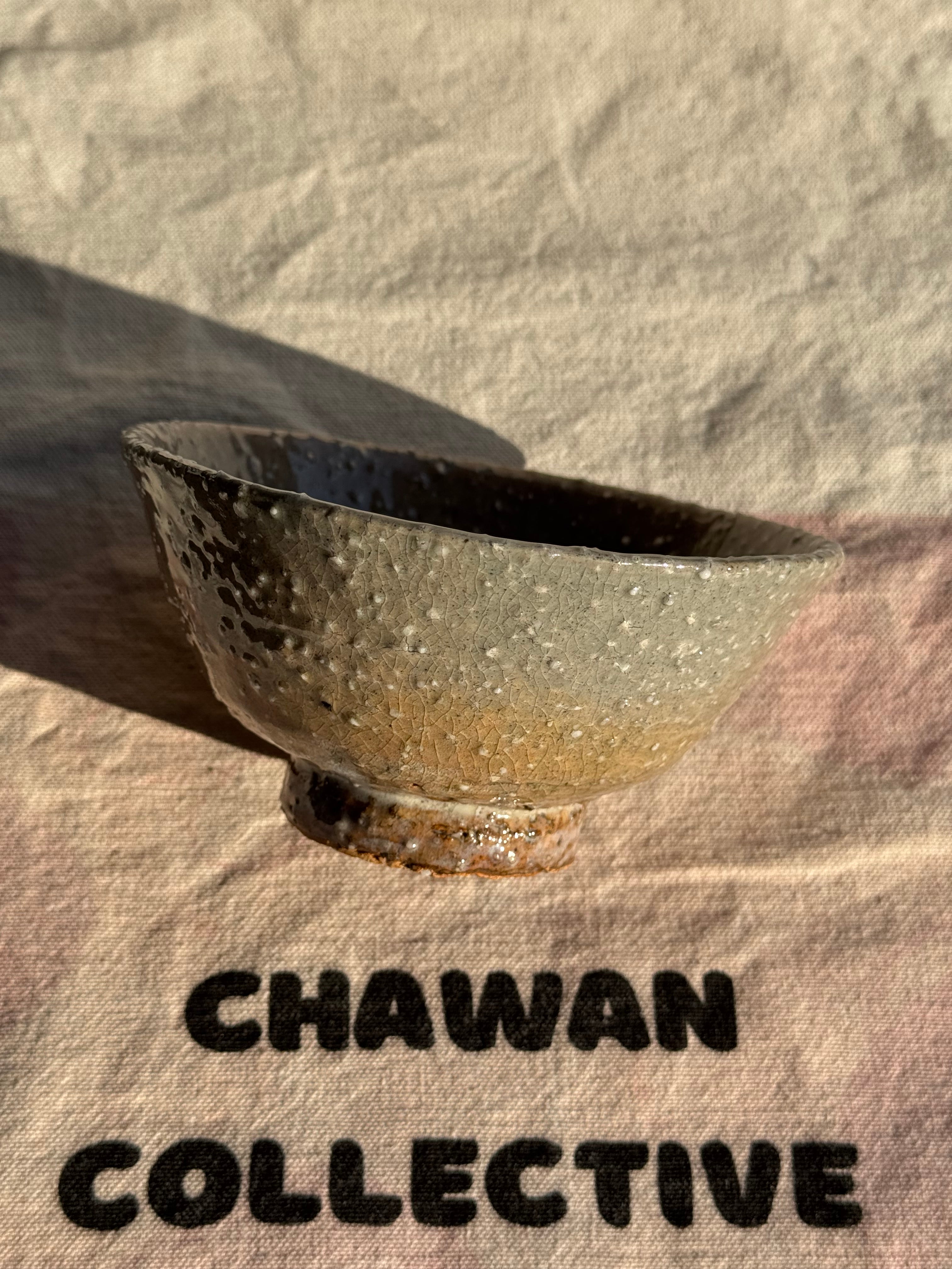 MATCHA BOWL GREY PEBBLE STONE TEXTURE GLAZE