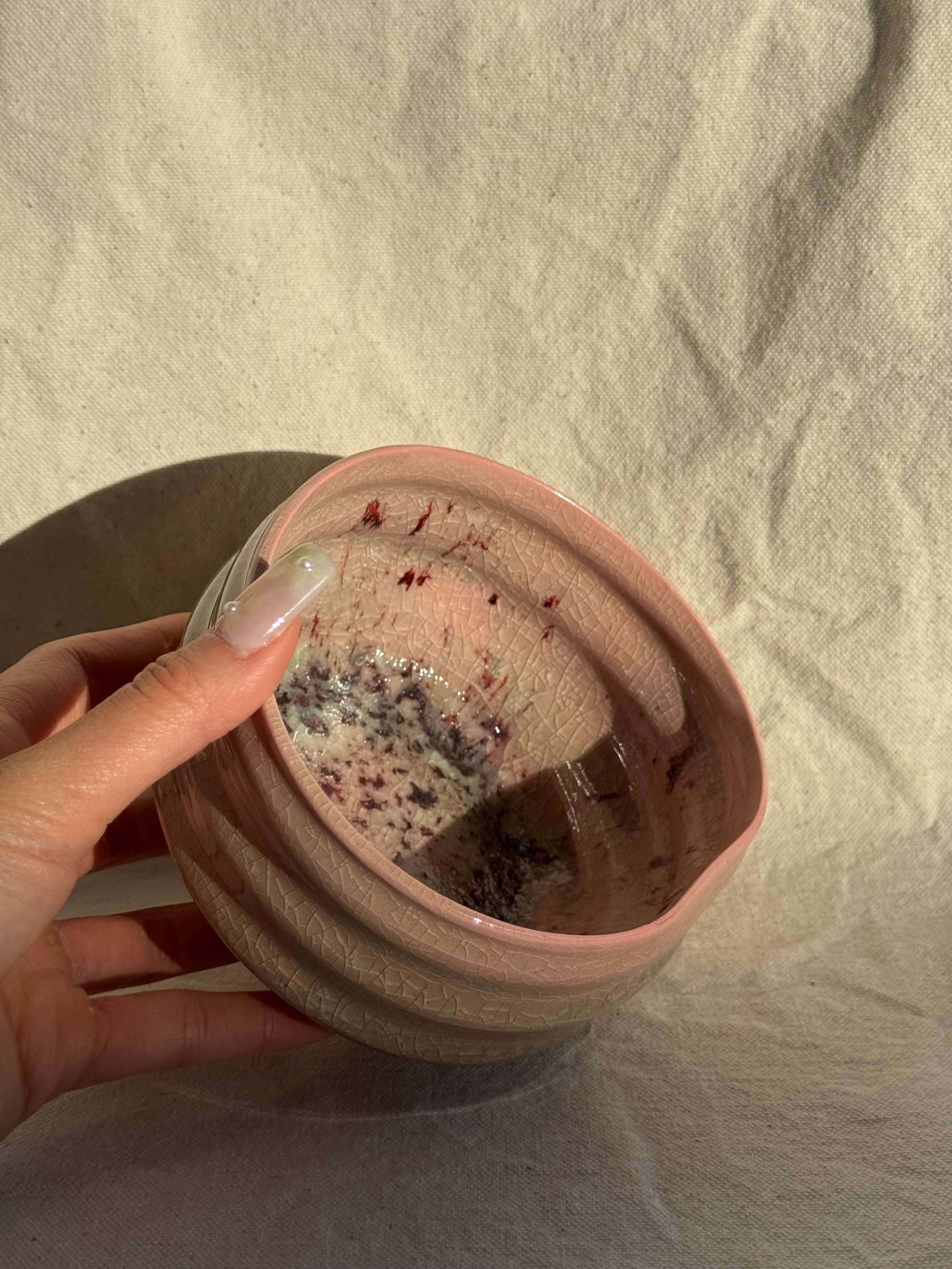 MATCHA BOWL PINK VENOM GLAZE - Thumbnail 3