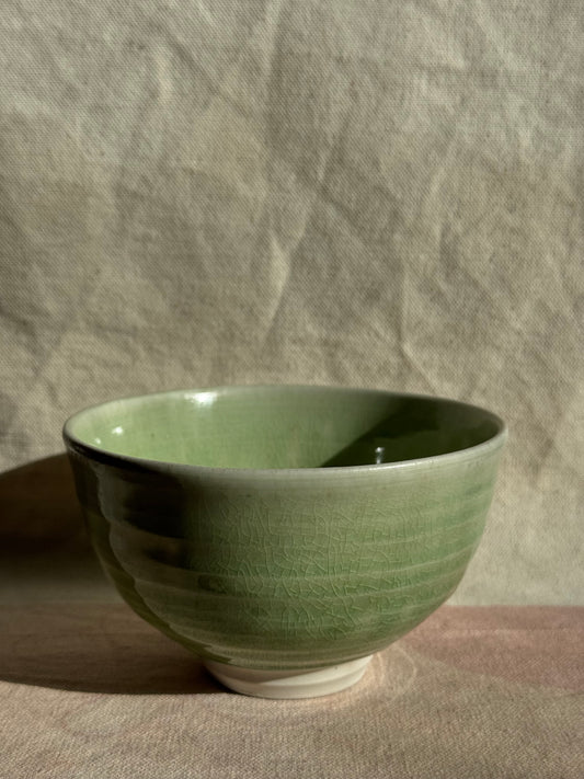 MATCHA TEA BOWL LIGHT GREEN CRACKLE GLAZE 🌸
